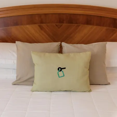 Hotel Hotiday Collection -