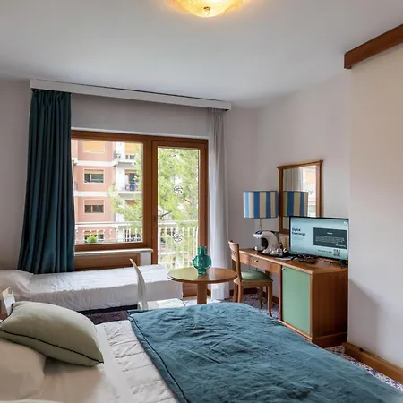 Hotiday Collection -