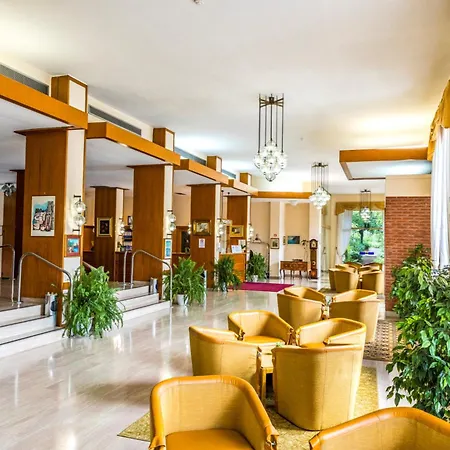 Hotell Hotiday Collection -