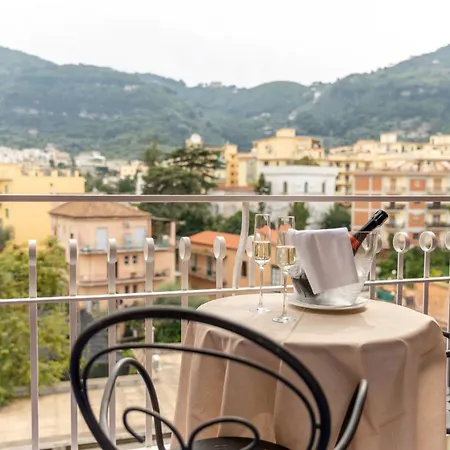 Hotiday Collection - Hotell 4*