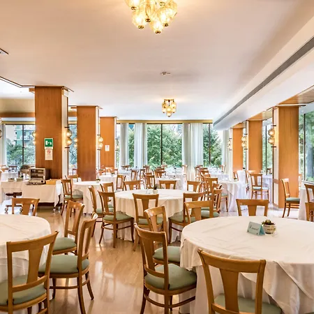 Hotiday Collection - Hotell 4*